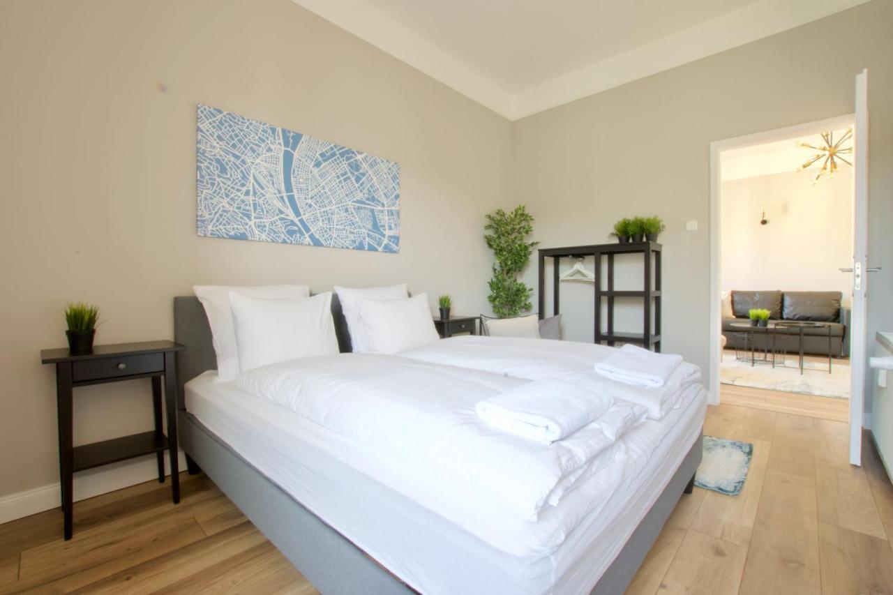 Standard Apartment By Hi5 - Tatra Street Budapest Eksteriør billede